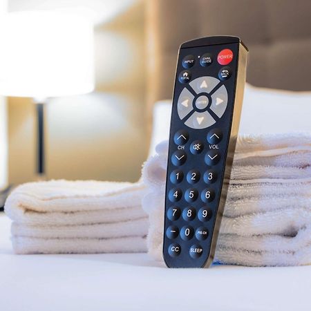 Drury Inn & Suites Dayton North ภายนอก รูปภาพ
