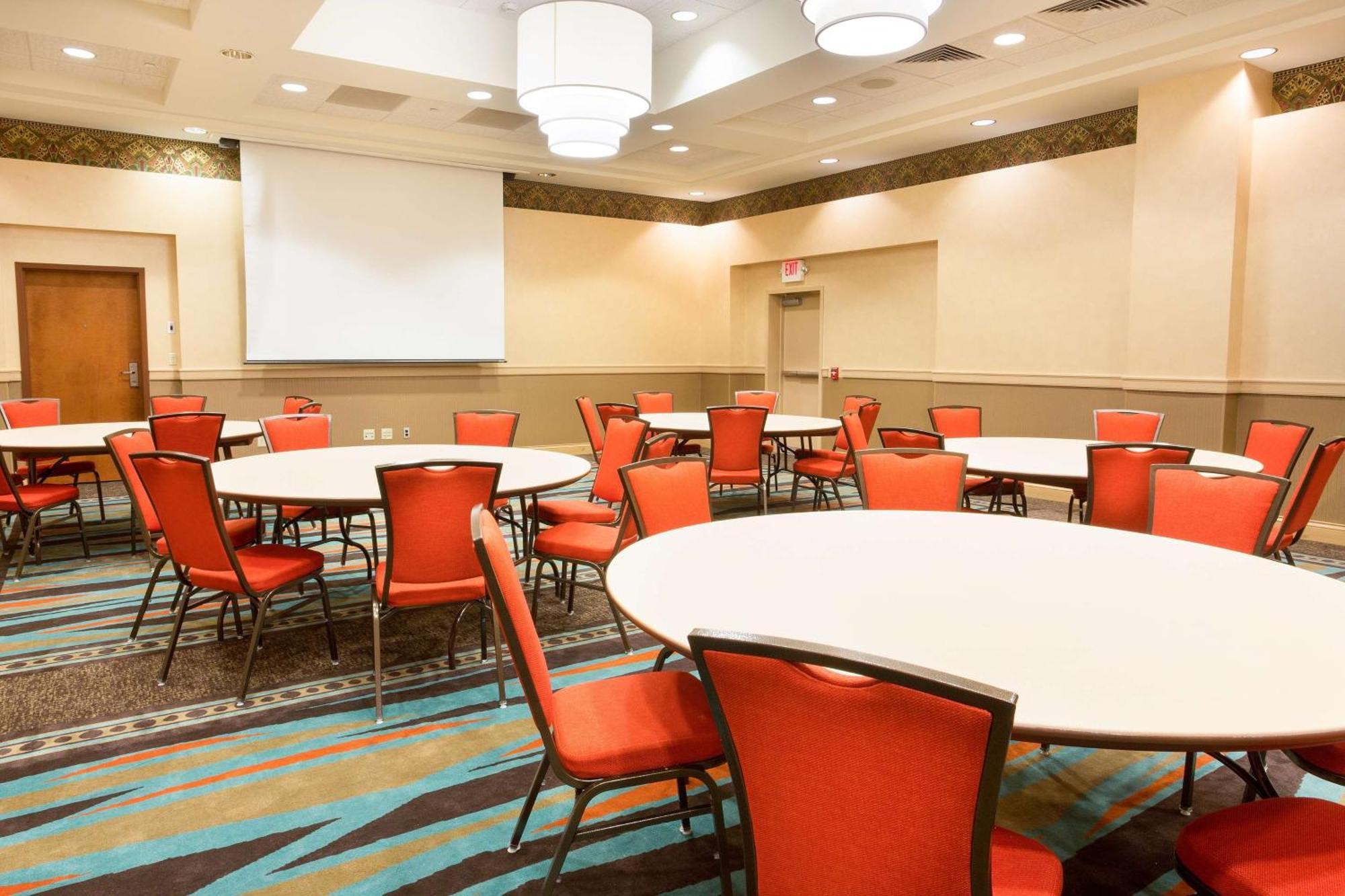 Drury Inn & Suites Dayton North ภายนอก รูปภาพ
