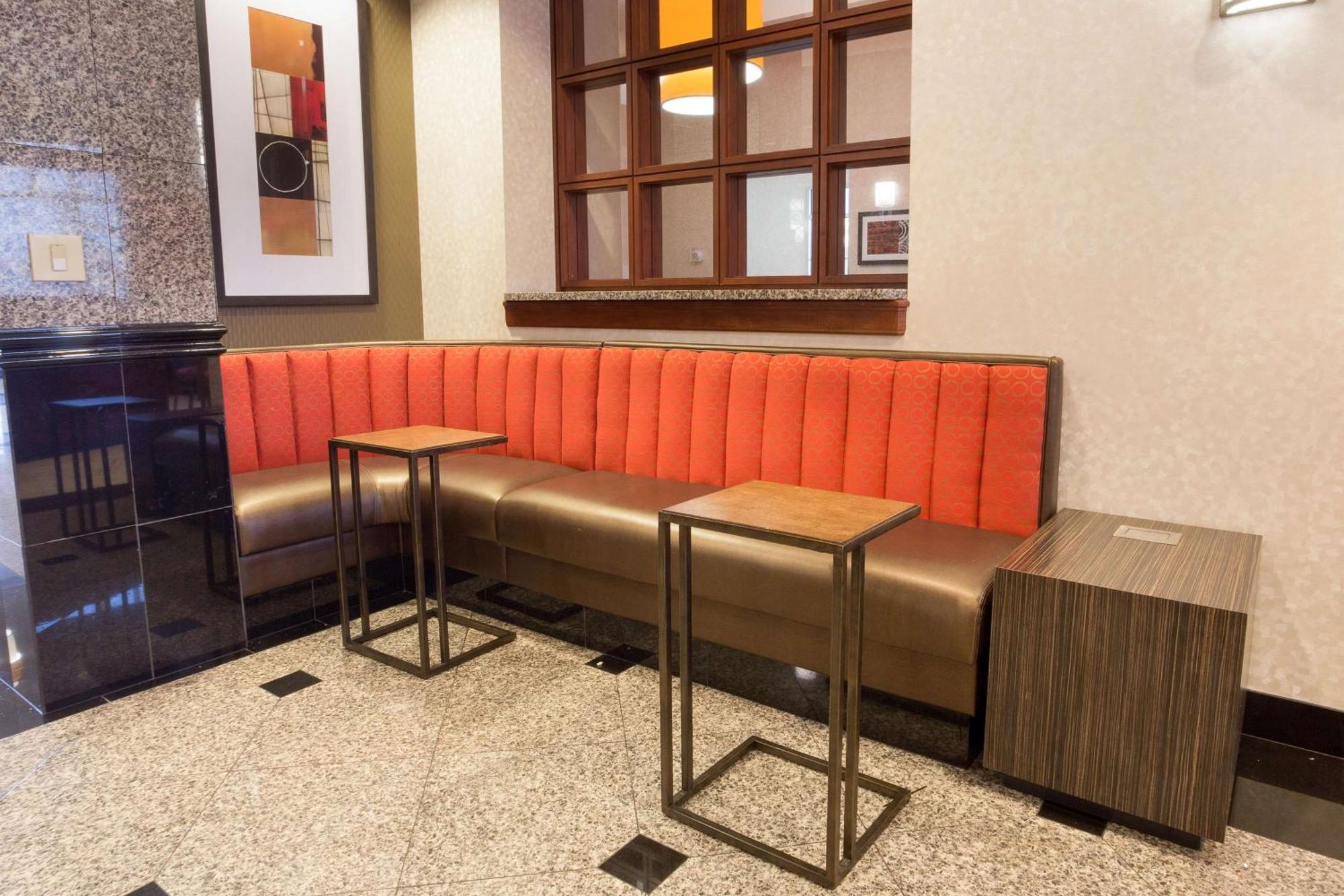 Drury Inn & Suites Dayton North ภายนอก รูปภาพ